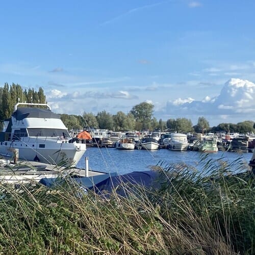 Jachthaven Marnemoende Jachthaven Marnemoende aan de Hollandsche IJssel bij IJsselstein