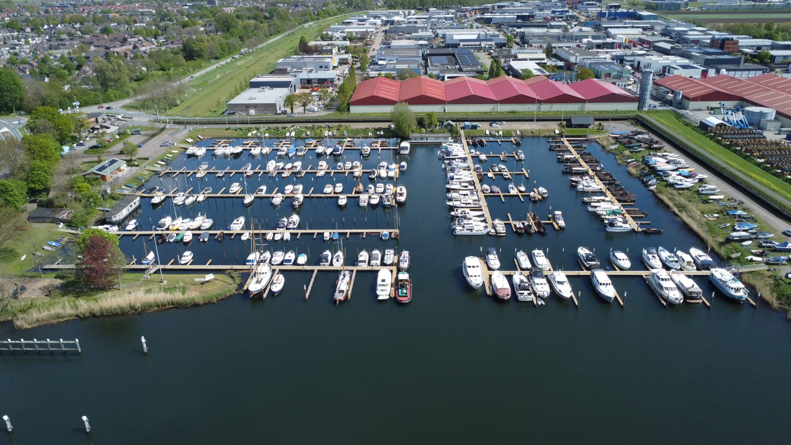 Jachthaven W.S.V. Werkendam aan Nationaal Park De Biesbosch