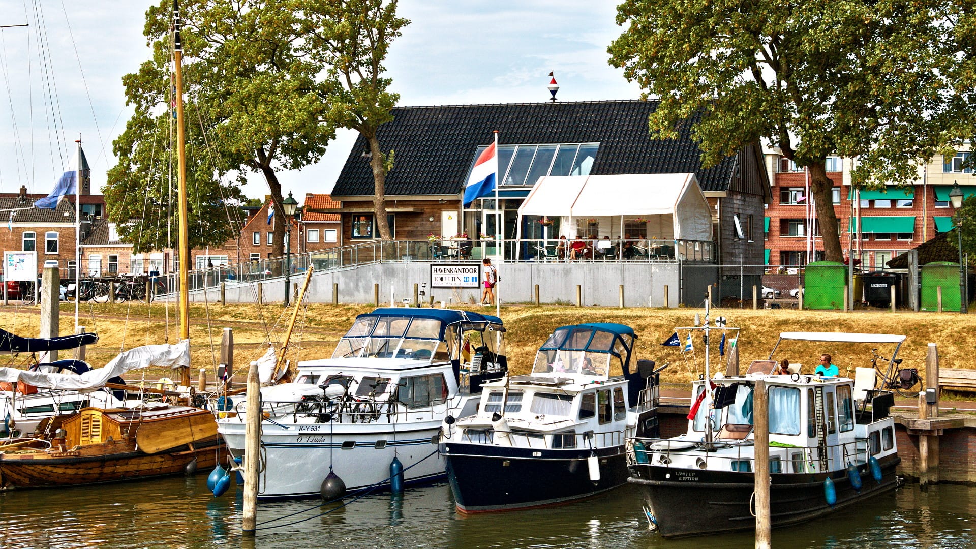 W.S.V. De Buitenhaven W.S.V. De Buitenhaven jachthaven aan de IJssel in Kampen
