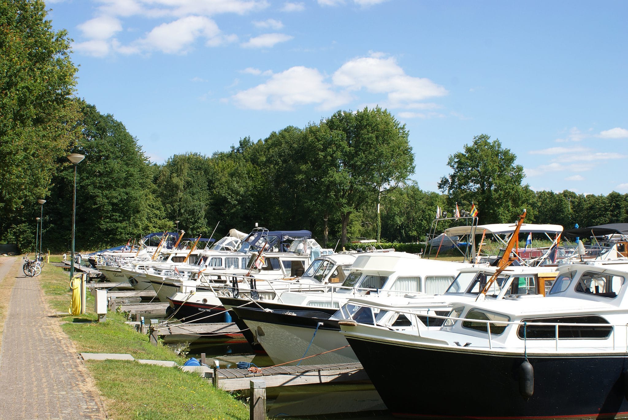 Twentse Watersport Vereniging Twentse Watersport Vereniging jachthaven aan het Twentekanaal in Hengelo