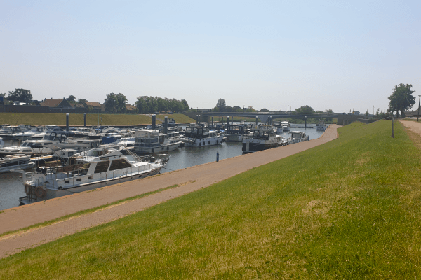 Jachthaven Wanssum Jachthaven Wanssum aan de Maas in Noord-Limburg