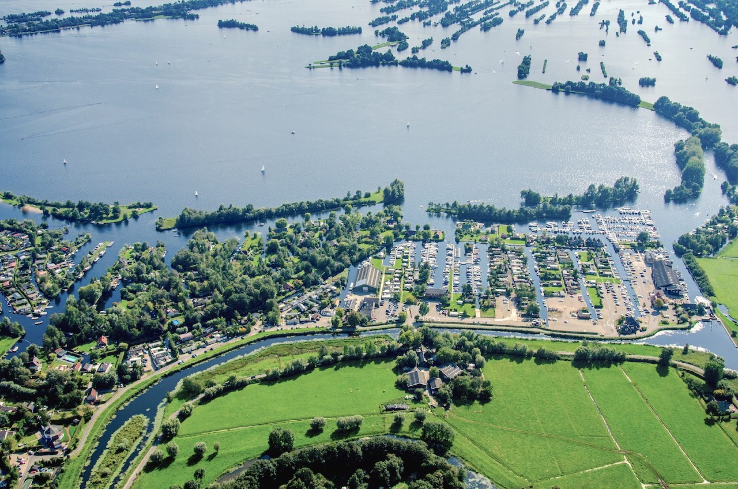 Jachthavenbedrijf Winkeloord aan de Vinkeveense Plassen in Vinkeveen