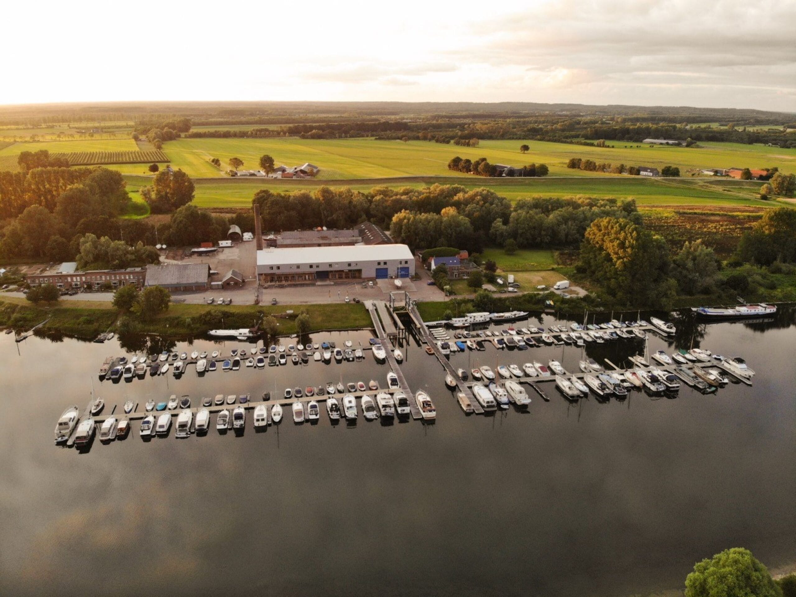 Recreatiepark Jachthaven De Lunenburg