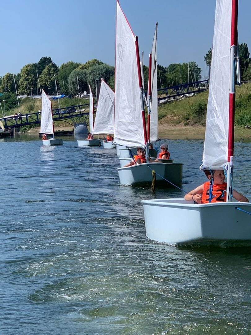 W.S.V. Giesbeek Jachthaven W.S.V. Giesbeek aan het Rhederlaag bij Giesbeek
