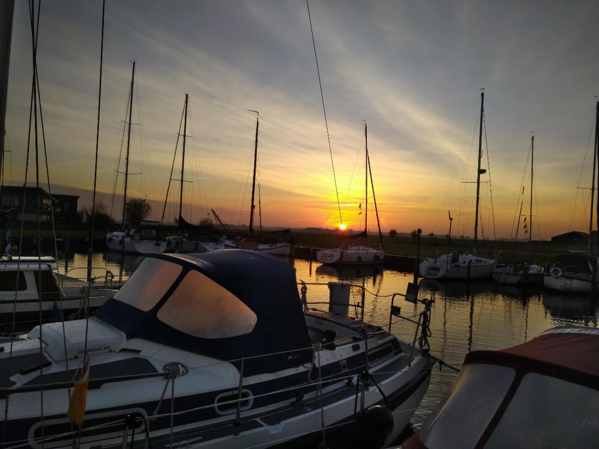 Jachthaven/werf De Vrijheid Jachthaven De Vrijheid in Warns aan het Johan Frisokanaal