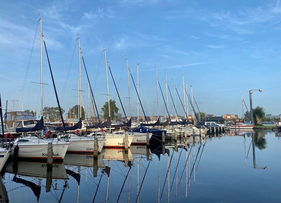 Jachthaven Tusken de Marren Jachthaven Tusken de Marren en camping bij Akkrum in Friesland