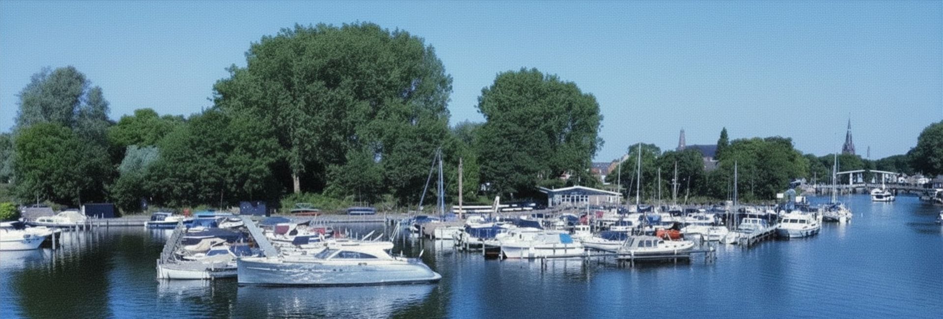 W.S.V. De Vecht W.S.V. De Vecht jachthaven aan de Vecht in Weesp