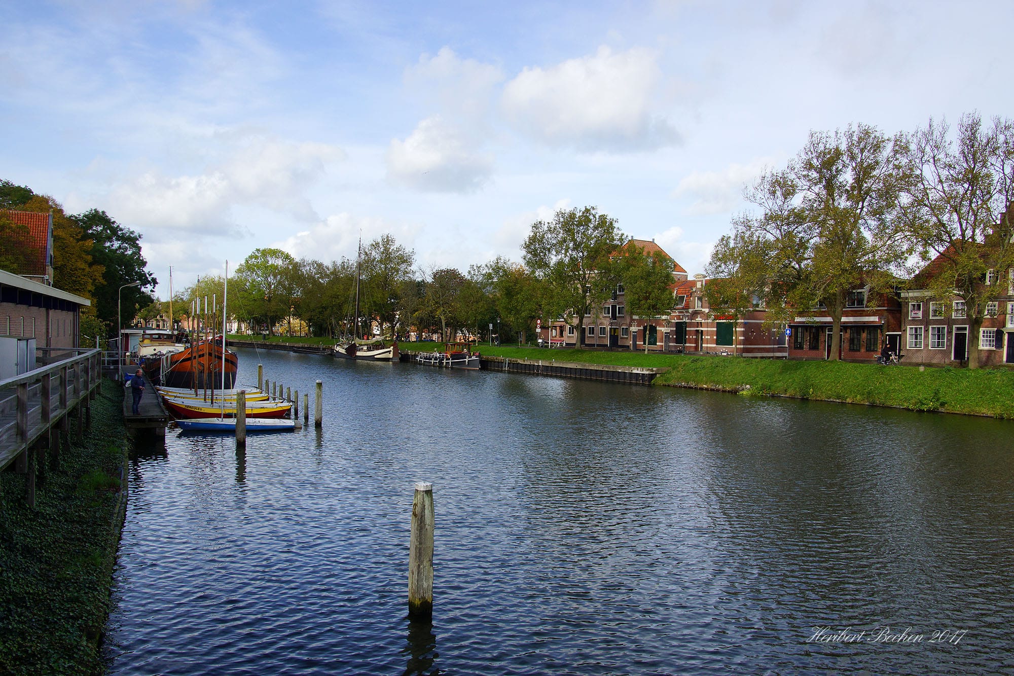 zomer-in-haven-almere Zomer in Haven Almere: zeilschepen en botters in een zonnige zomerhaven