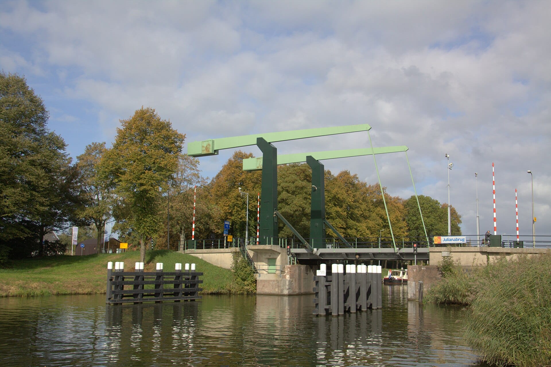 vijfheerenlanden-julianabrug-vianen-lek De Julianabrug over de Lek bij Vianen, gemeente Vijfheerenlanden