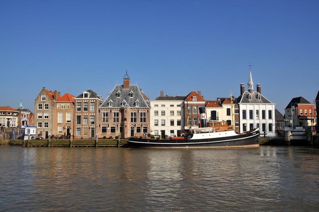 furieade-maassluis-de-furie Stoomsleepboot De Furie in de haven van Maassluis tijdens de Furieade Maassluis