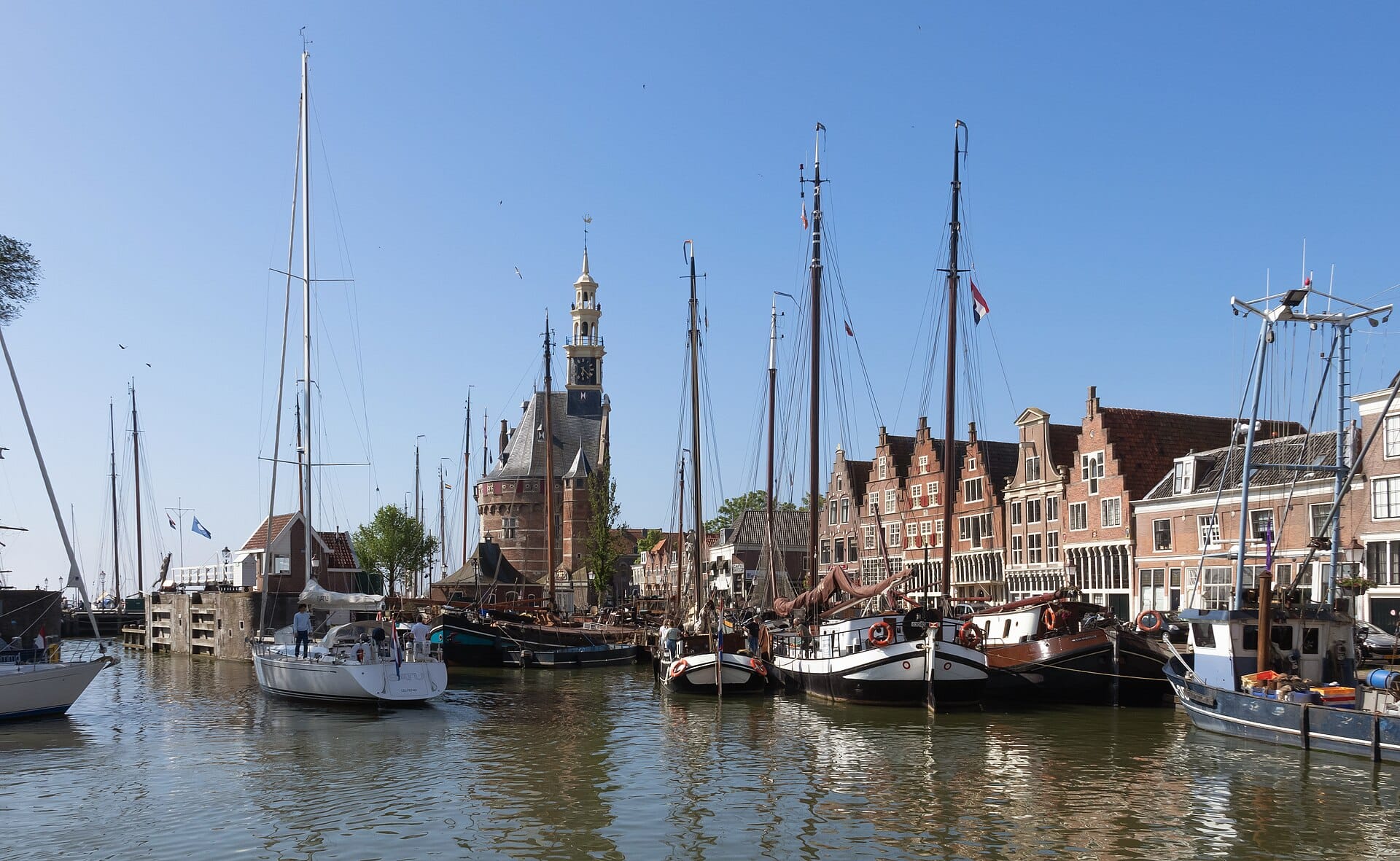 hoorn-haven-hoofdtoren Jachthaven in Hoorn met zicht op de Hoofdtoren, gemeente Hoorn
